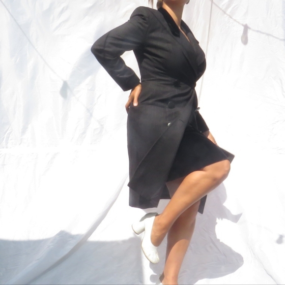 PINSTRIPE DOUBLE BREASTED & VELVET COAT - Picture 3 of 4